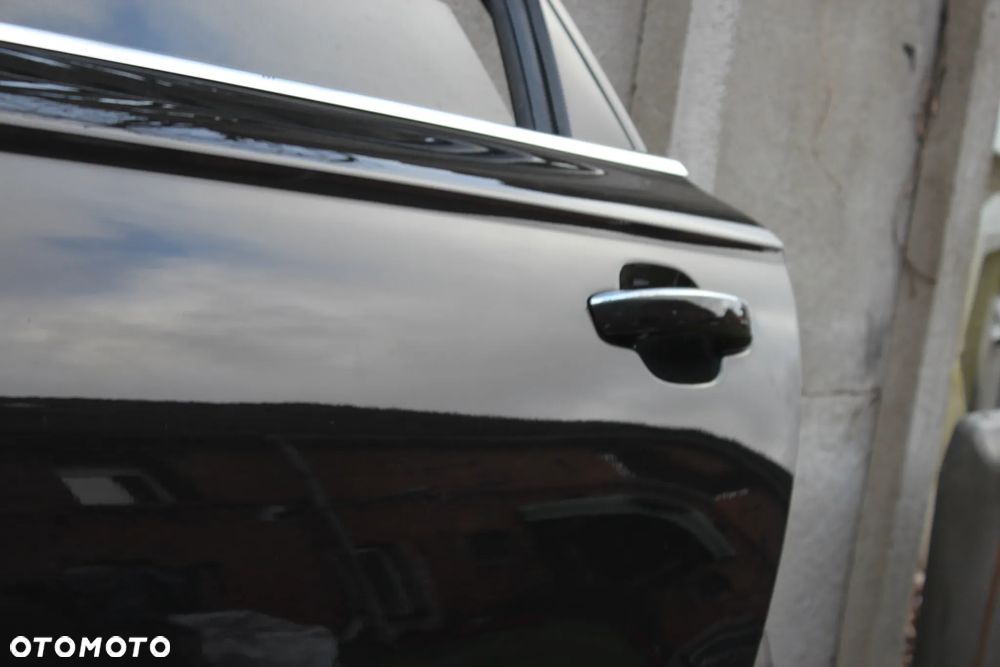 DRZWI TYLNE LEWE AUDI A6 C7 AVANT LY8X 2015 - 16