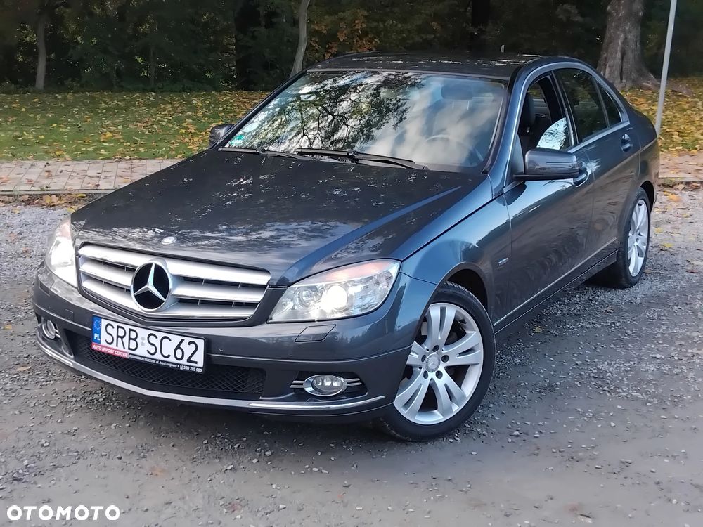 Mercedes-Benz Klasa C 200 CGI BlueEFFICIENCY Avantgarde - 24