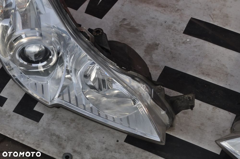 subaru legacy V lampa prawa xenon WYSYŁKA - 4