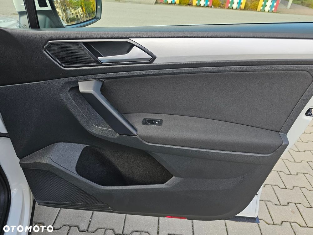 Volkswagen Tiguan - 18