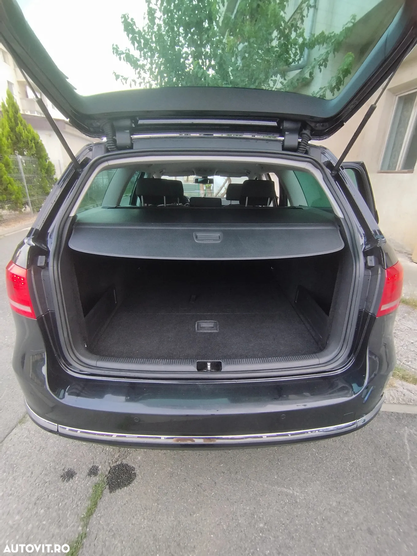 Volkswagen Passat Variant 2.0 TDI BlueMotion Technology DSG Trendline - 13