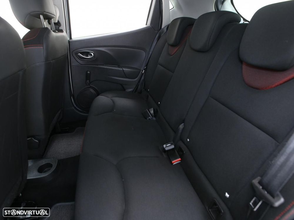 Renault Clio 1.5 dCi Confort - 8