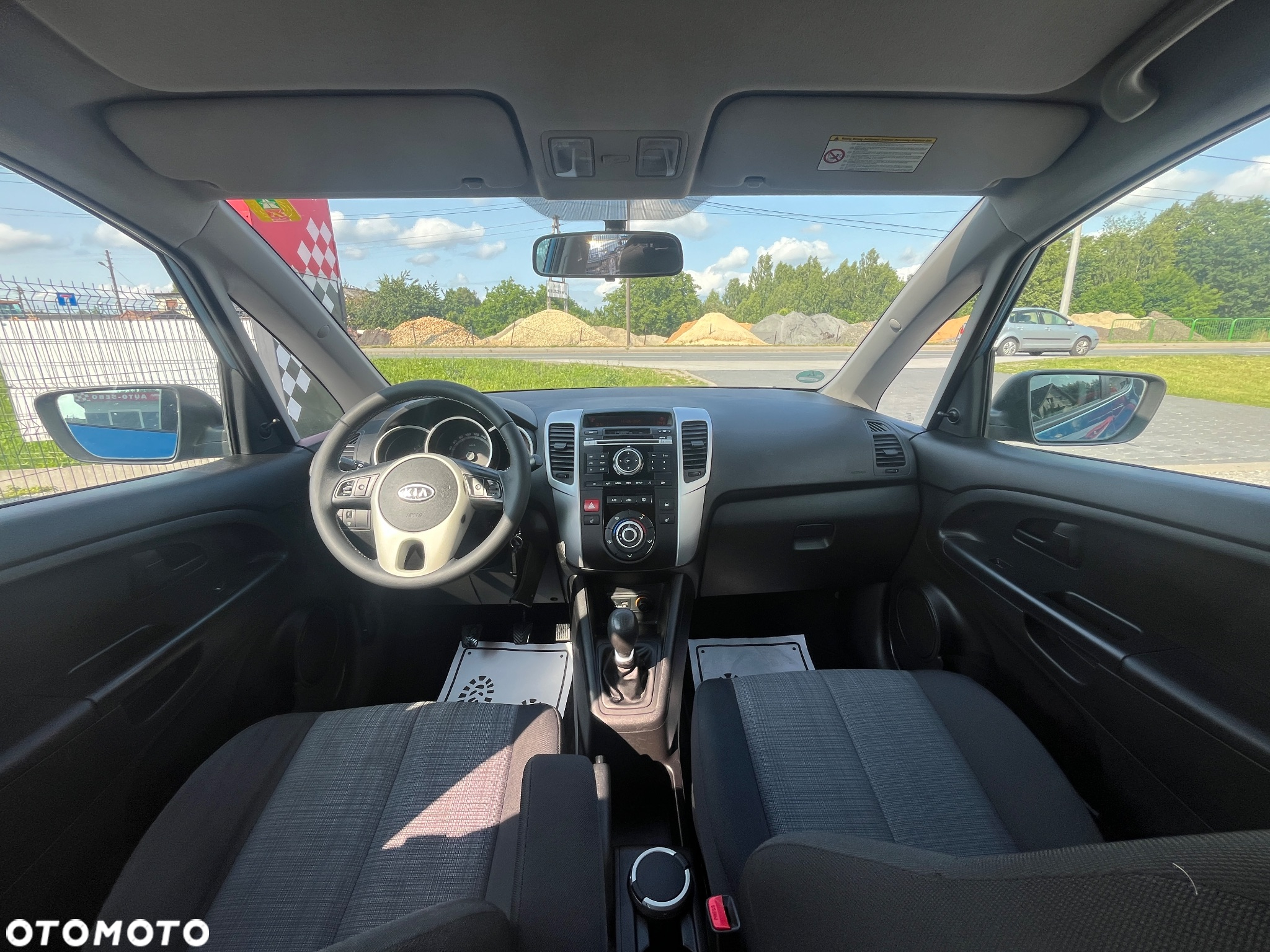 Kia Venga 1.4 L - 28
