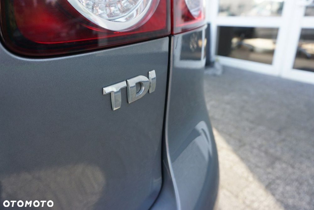 Volkswagen Golf Plus - 16