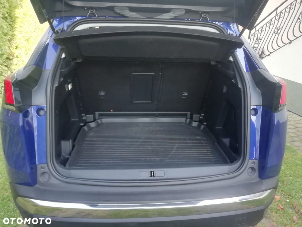 Peugeot 3008 1.2 PureTech Allure S&S EAT6 - 4