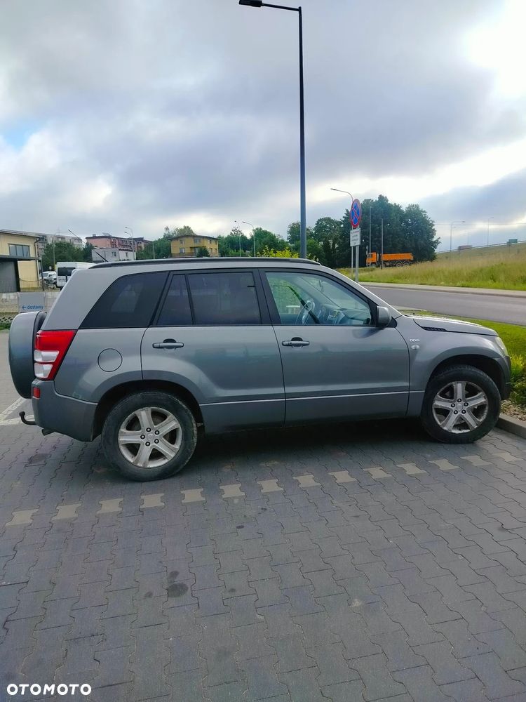 Suzuki Grand Vitara - 1