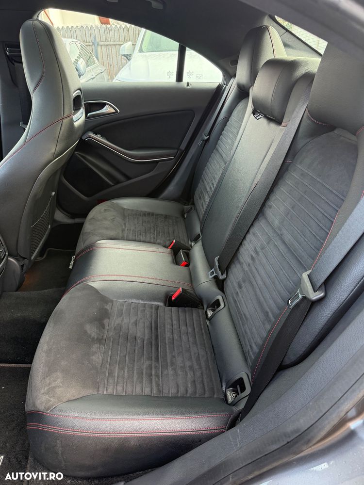Mercedes-Benz CLA 220 d 7G-DCT AMG Line - 4