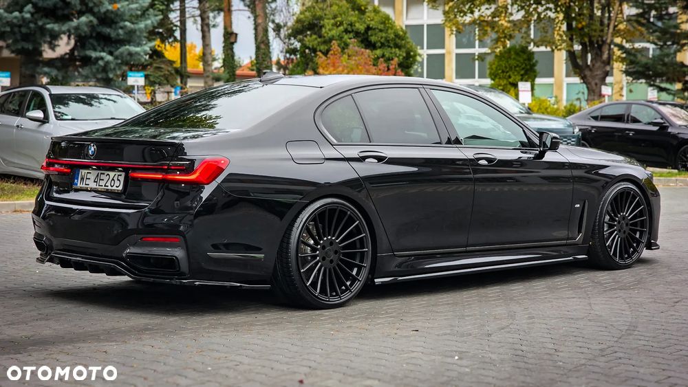 BMW Seria 7 740d xDrive mHEV sport - 16