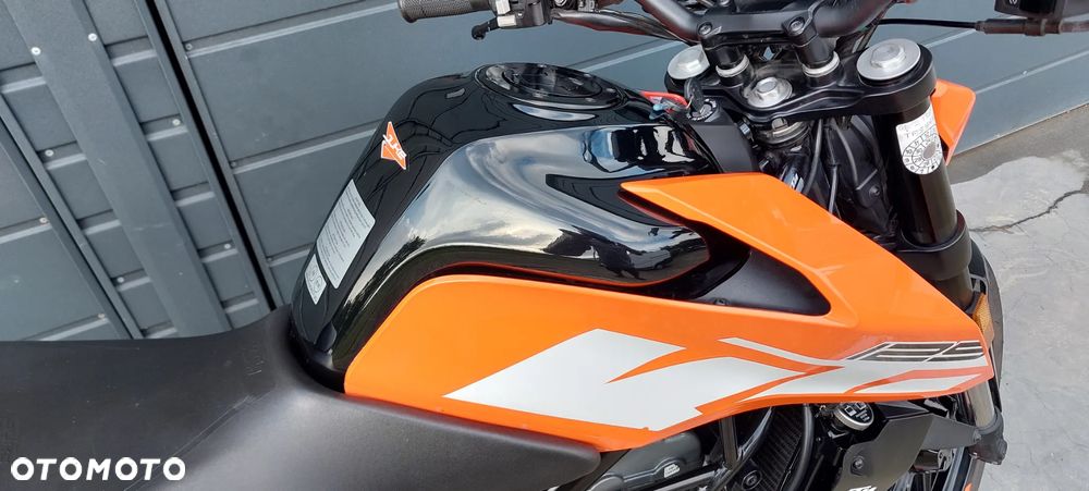 KTM Duke 125 - 32