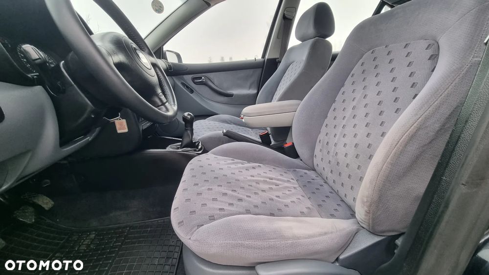 Seat Toledo 1.9 TDI Signo Emocion - 11