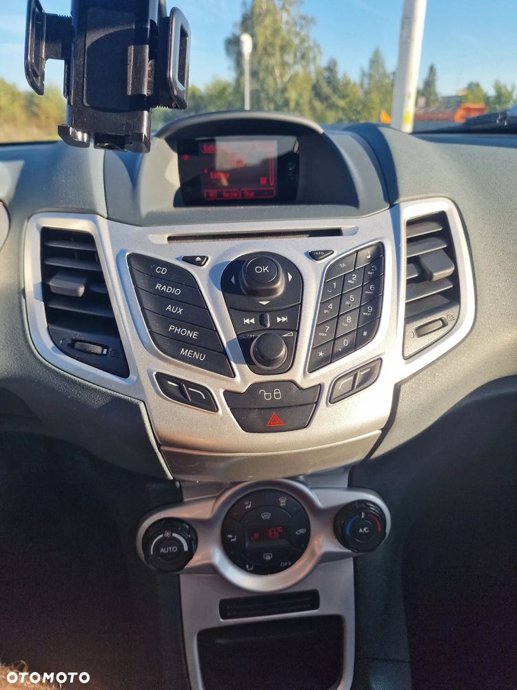 Ford Fiesta - 13