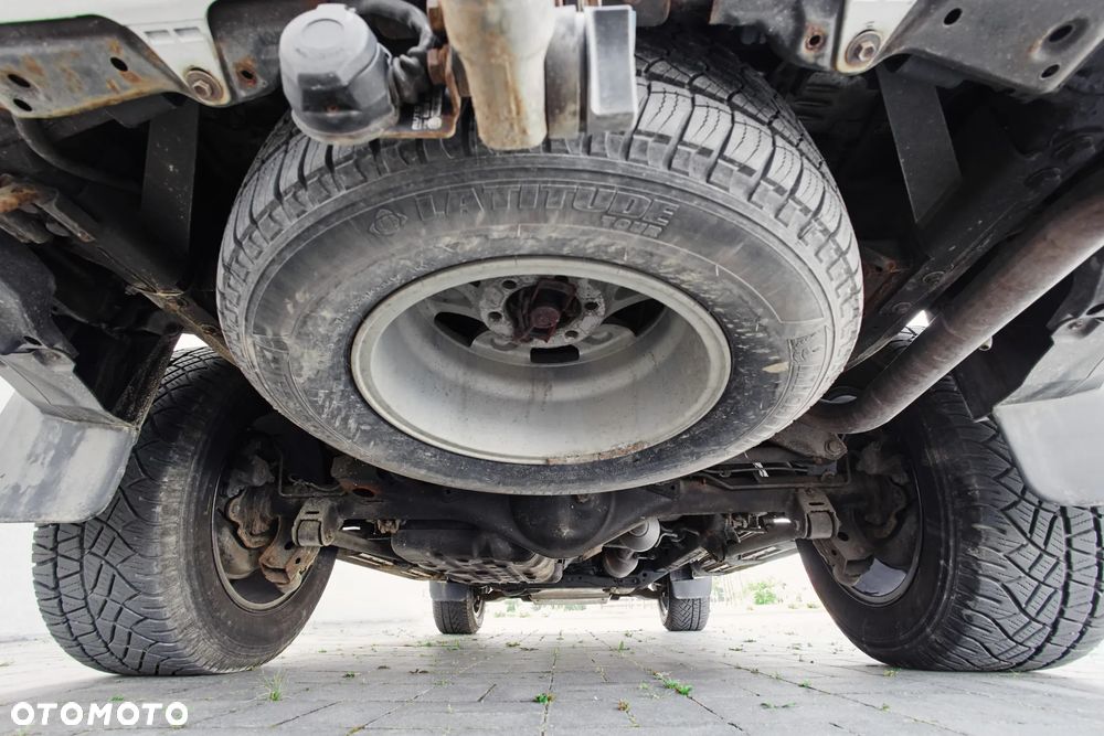 Toyota Land Cruiser LC 2.8 D-4D Invincible - 25