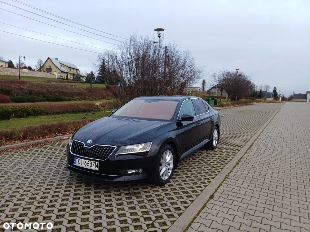Skoda Superb 2.0 TDI Ambition - 17