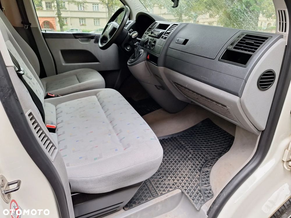 Volkswagen Transporter - 27