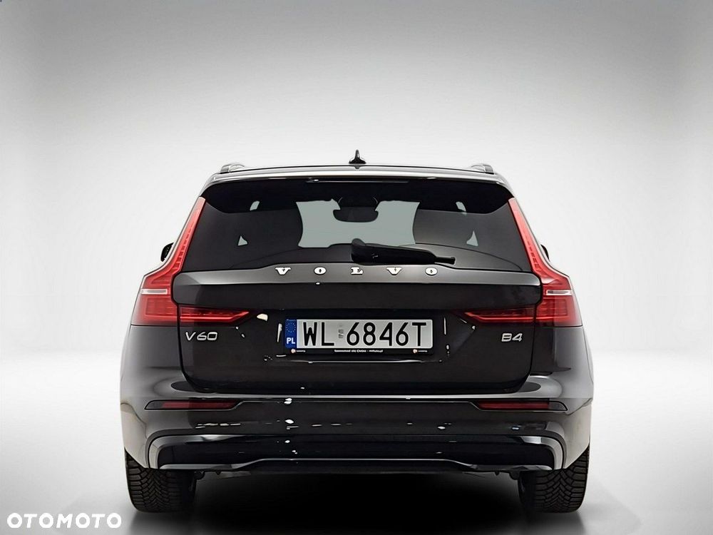 Volvo V60 B4 D Plus Dark - 4