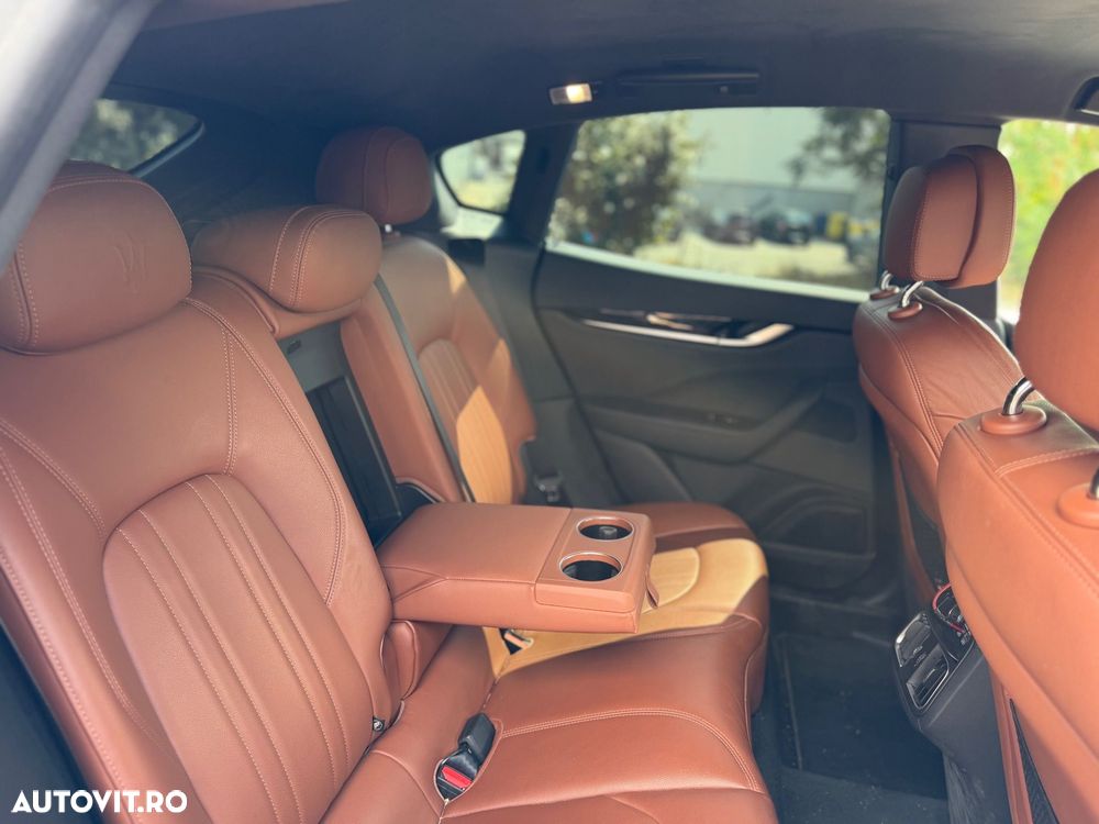 Maserati Levante - 11
