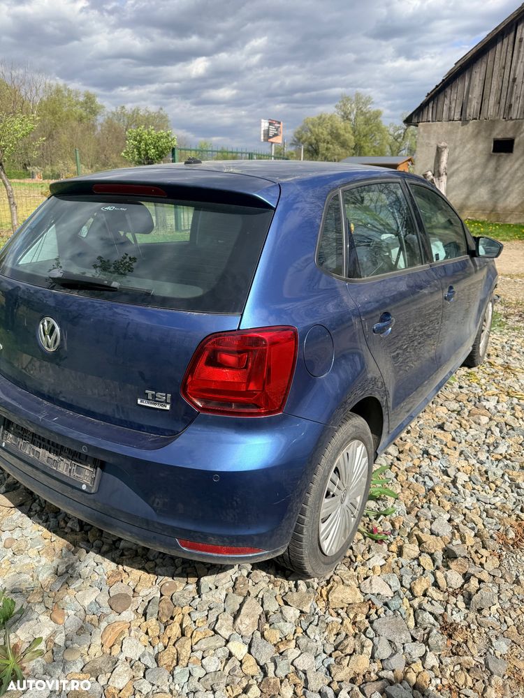 Volkswagen Polo 1.2 TSI Comfortline - 3