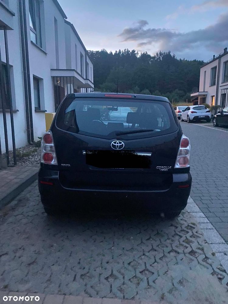 Toyota Corolla Verso 1.8 Sol + 7os MM - 3
