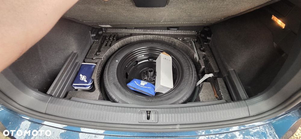 Volkswagen Tiguan - 12