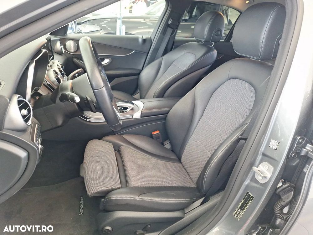 Mercedes-Benz C 220 d Aut - 8