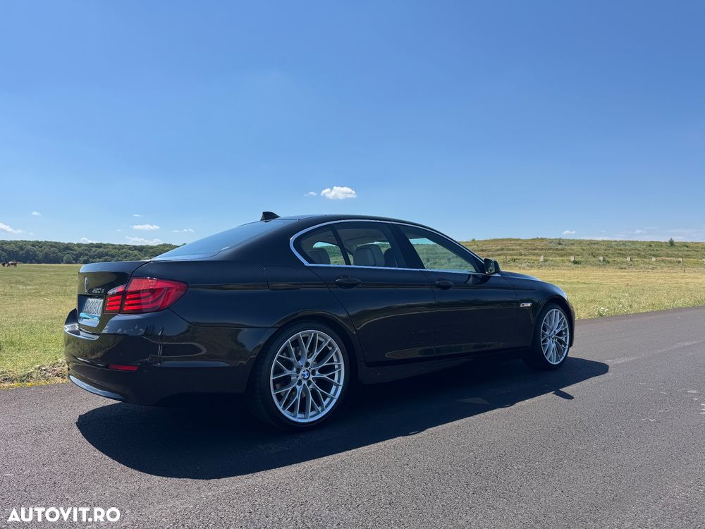 BMW Seria 5 520d - 9