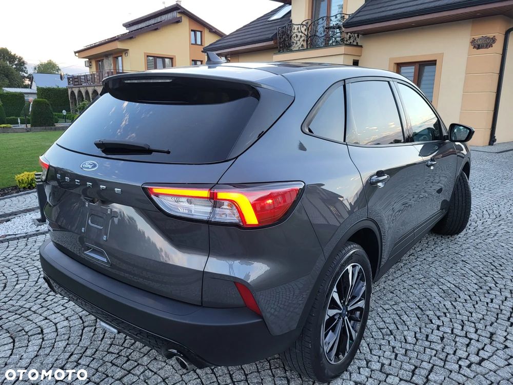 Ford Kuga - 21