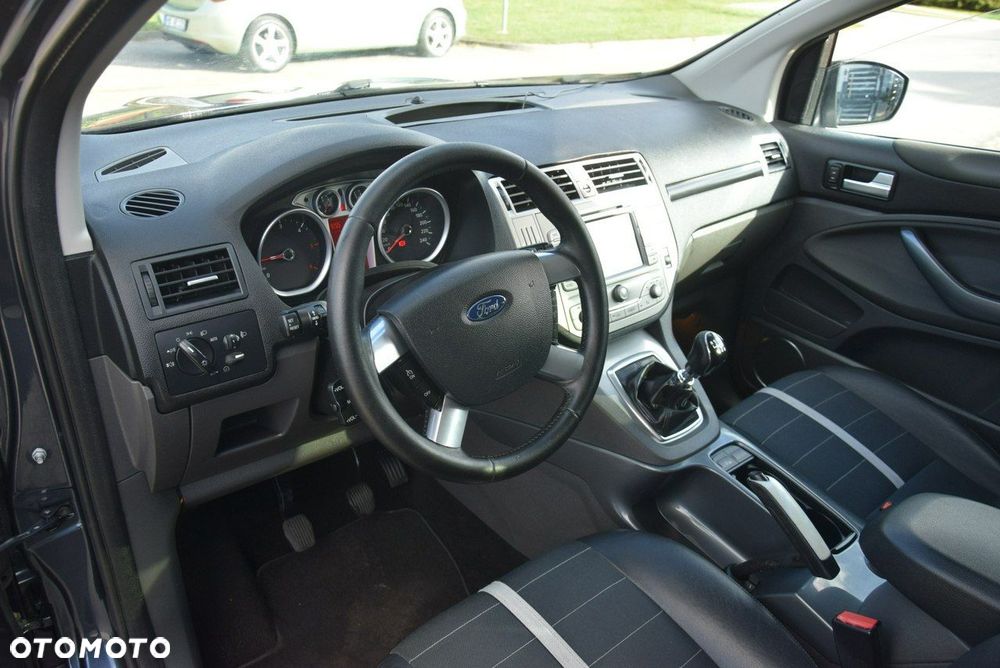 Ford Kuga 2.0 TDCi 4WD Titanium - 31