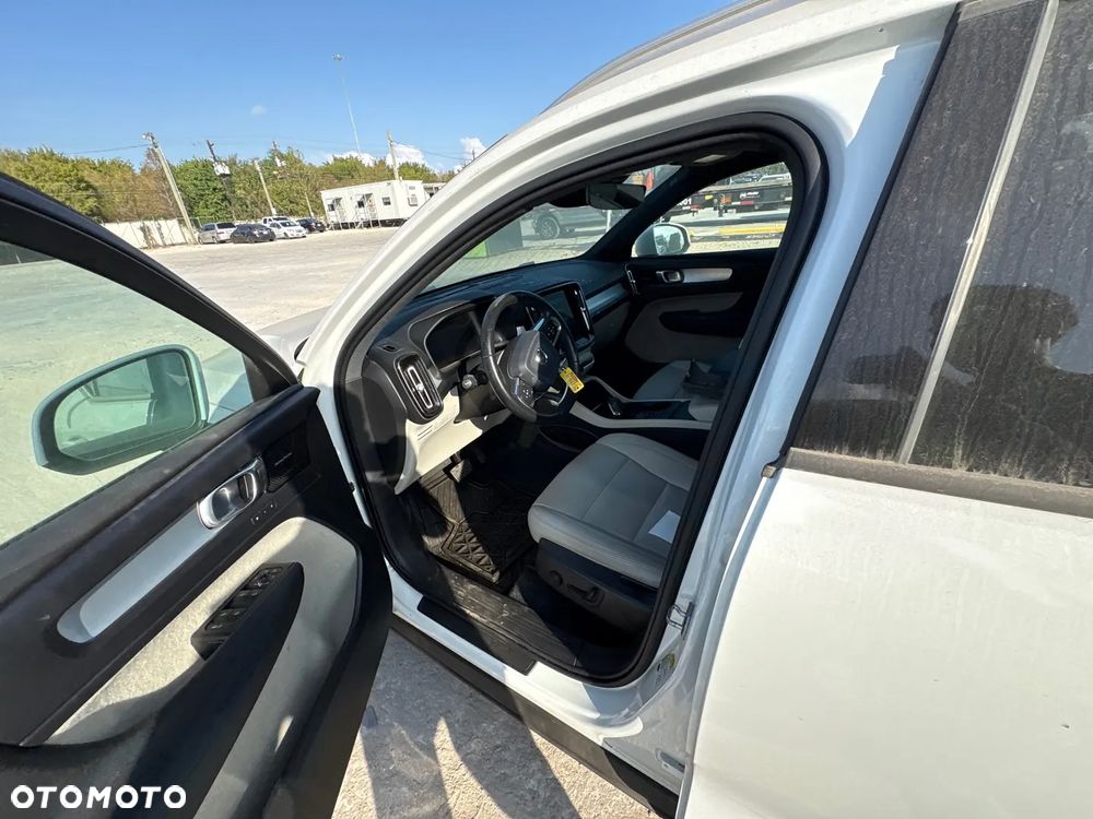 Volvo XC 40 T5 AWD Geartronic Momentum - 7