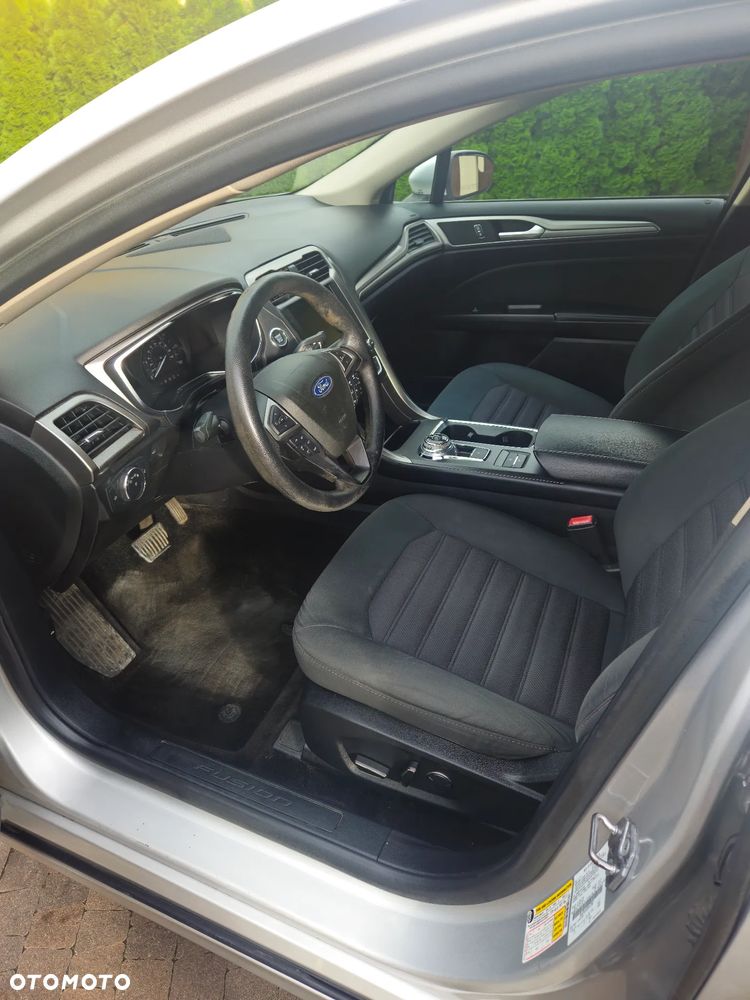 Ford Mondeo - 8