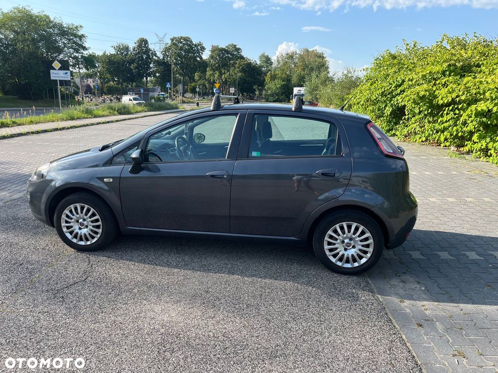 Fiat Punto 1.4 Easy S&S - 4