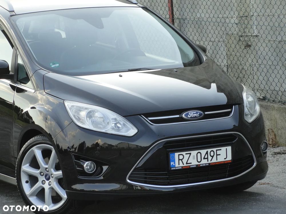 Ford Grand C-MAX 2.0 TDCi Titanium - 19
