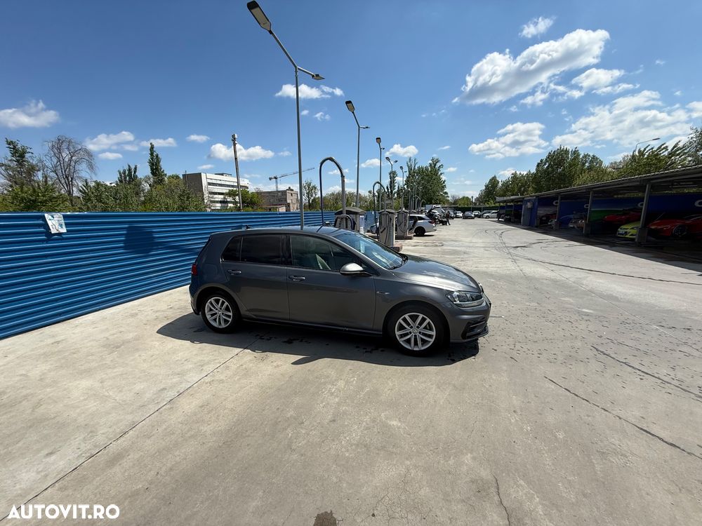 Volkswagen Golf - 3