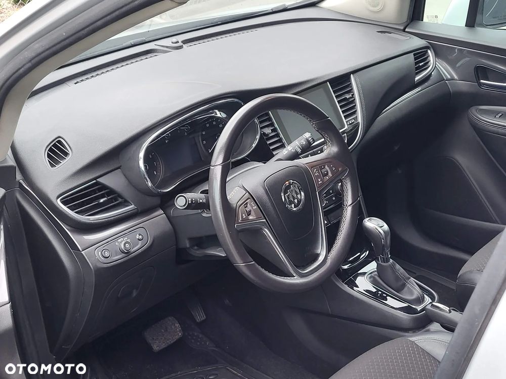 Buick Encore - 12