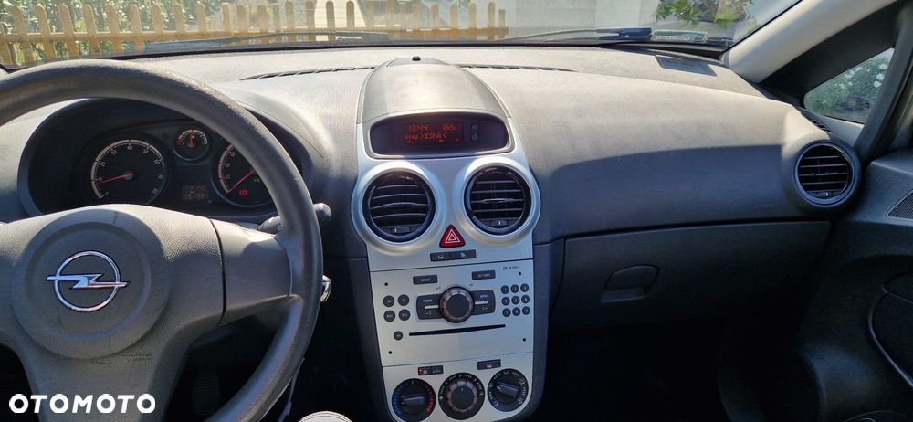 Opel Corsa 1.2 16V Essentia - 6