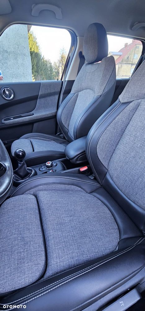 MINI Countryman Cooper Essential Trim - 10