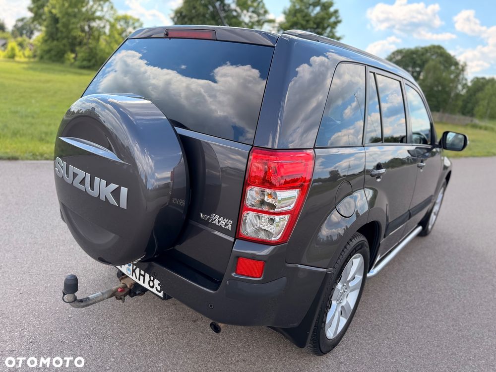 Suzuki Grand Vitara 1.9 DDiS Comfort DPF Family - 7