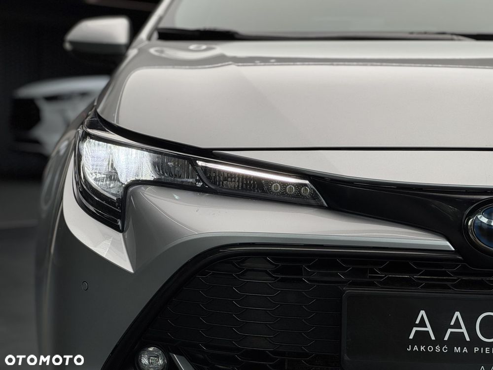 Toyota Corolla - 40