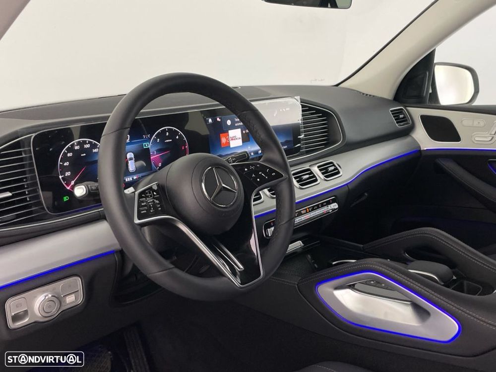 Mercedes-Benz GLE 300 d 4Matic — fotografia 16