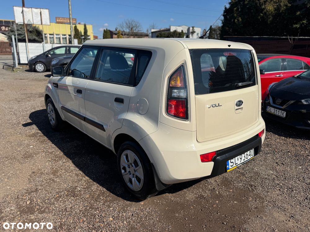 Kia Soul 1.6 M - 6