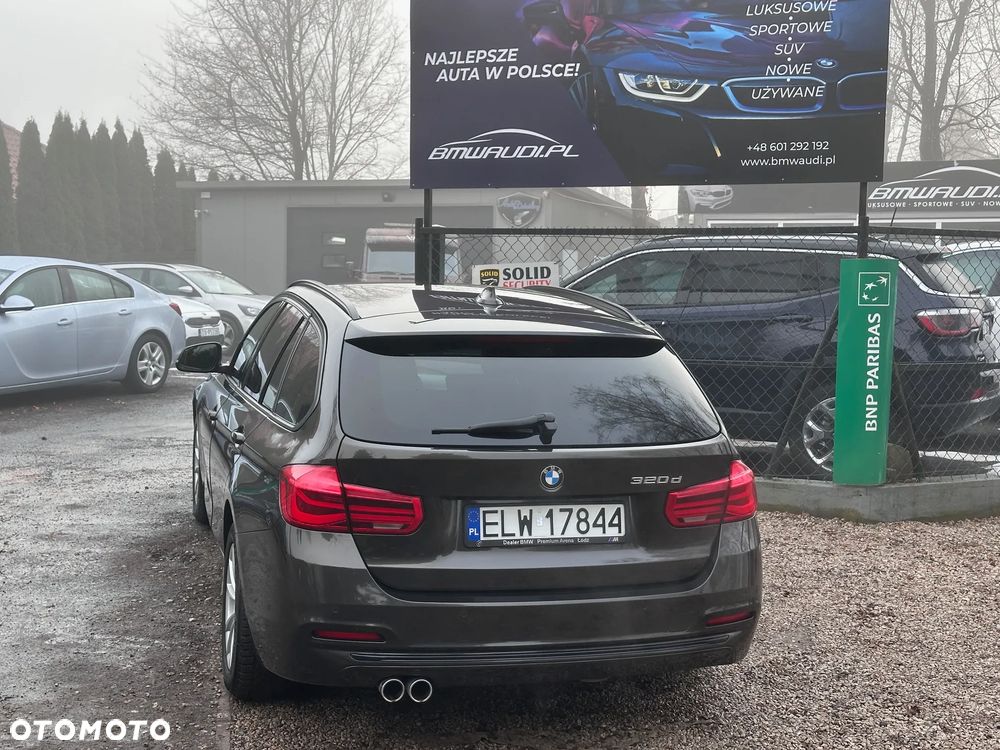 BMW Seria 3 320d Sport Line - 7