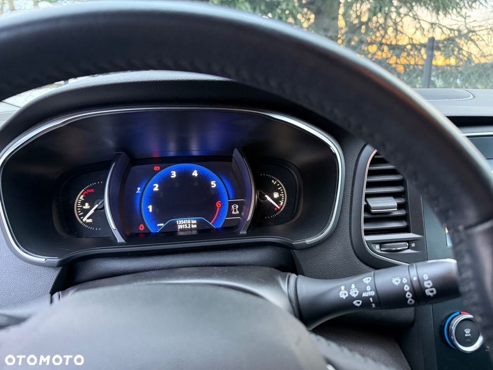 Renault Megane ENERGY TCe 115 LIMITED - 29