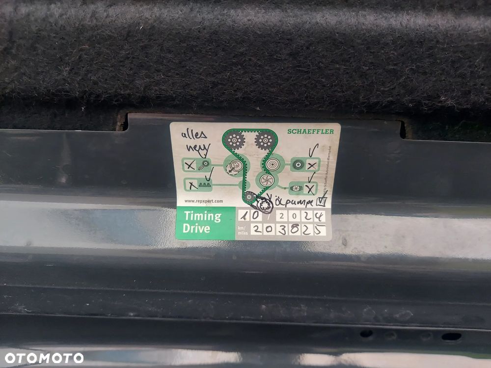 Volkswagen Passat - 19