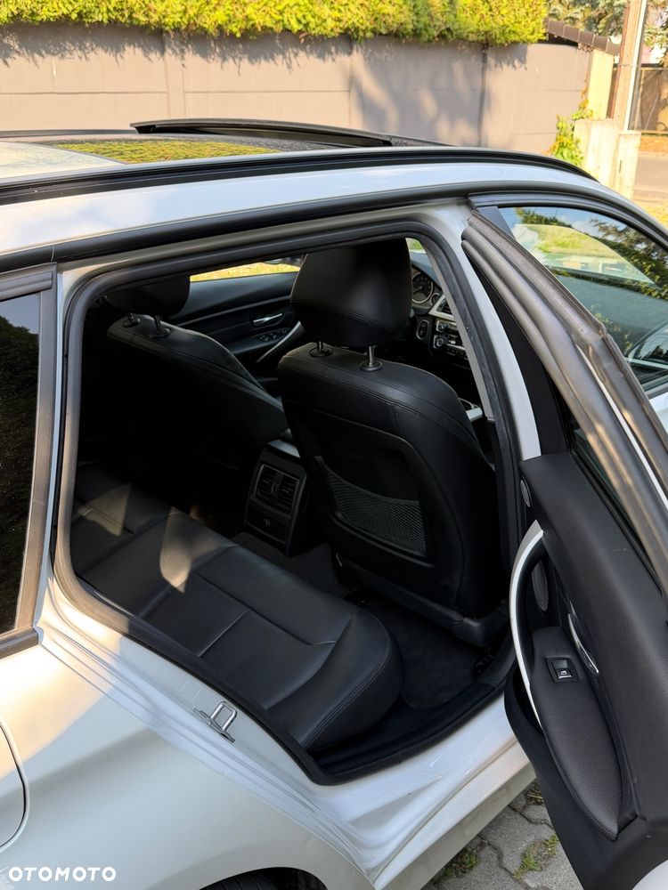 BMW Seria 3 330i Luxury Line sport - 6