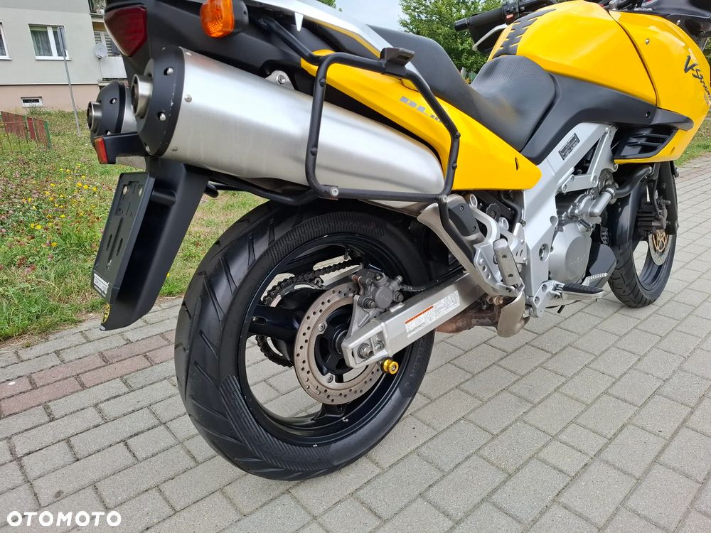 Suzuki V-STROM - 19