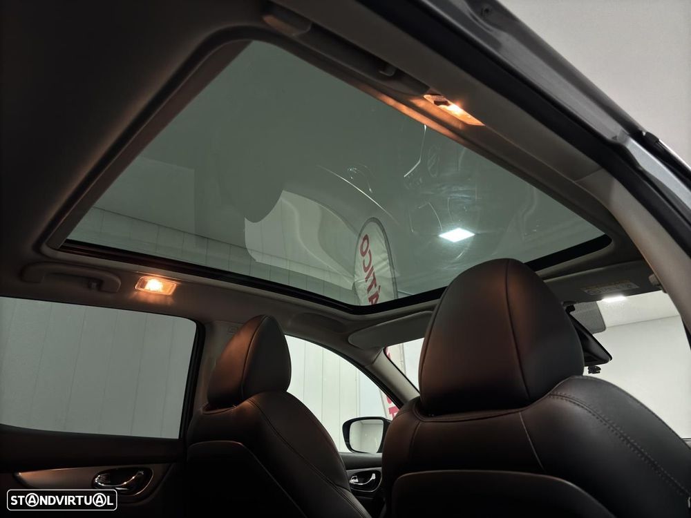 Nissan Qashqai 1.6 dCi Tekna Premium Pele S Alcantara Xtronic - 32