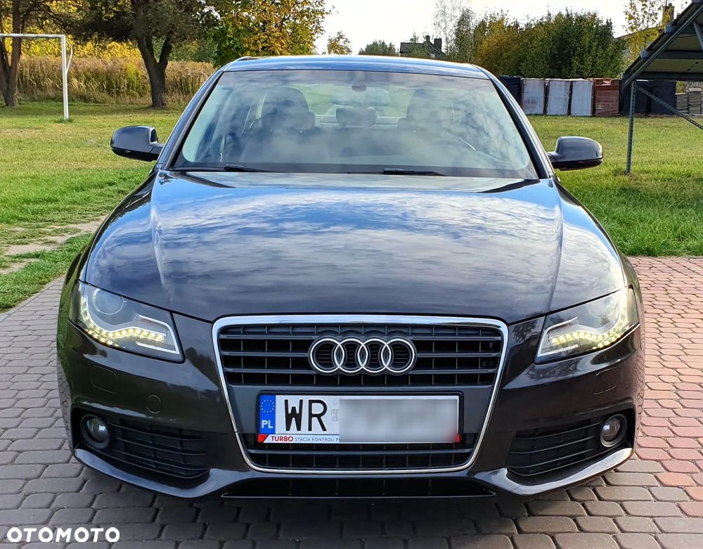 Audi A4 Limousine - 7