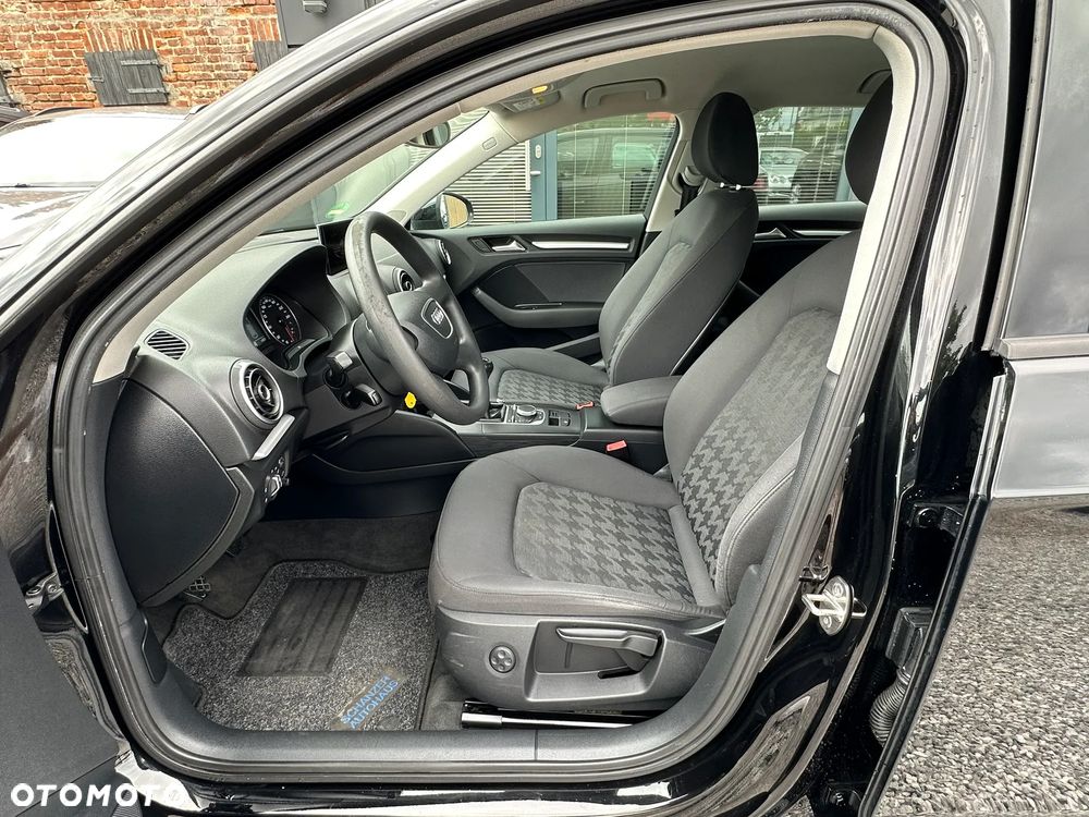 Audi A3 Sportback 1.6 TDI - 7