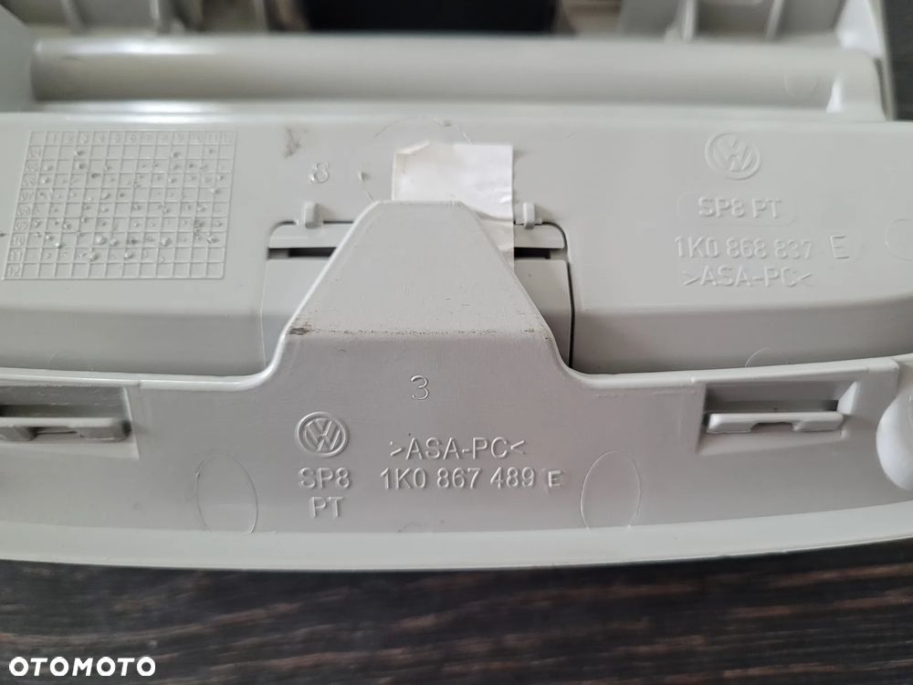 VW Golf VI Lampka Podsufitki Oświetlenie 1K0867489E - 5