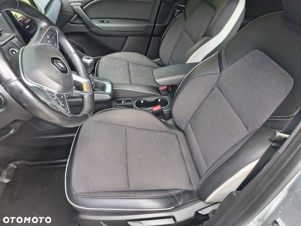 Renault Captur 1.3 TCe mHEV Intens - 9
