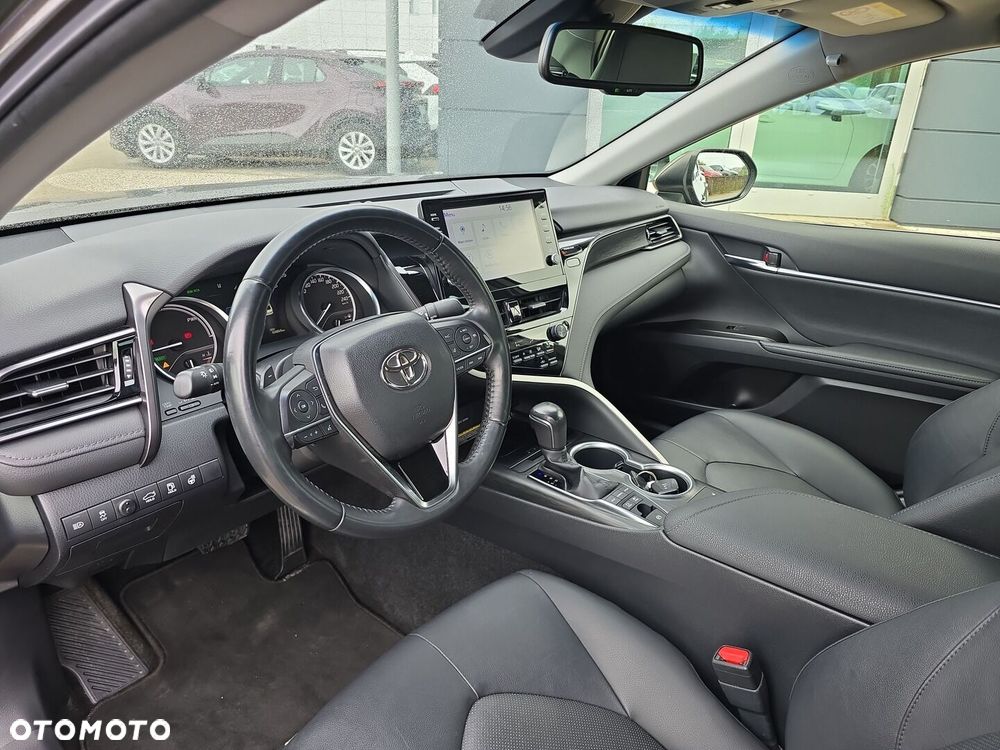 Toyota Camry 2.5 Hybrid Executive CVT - 11